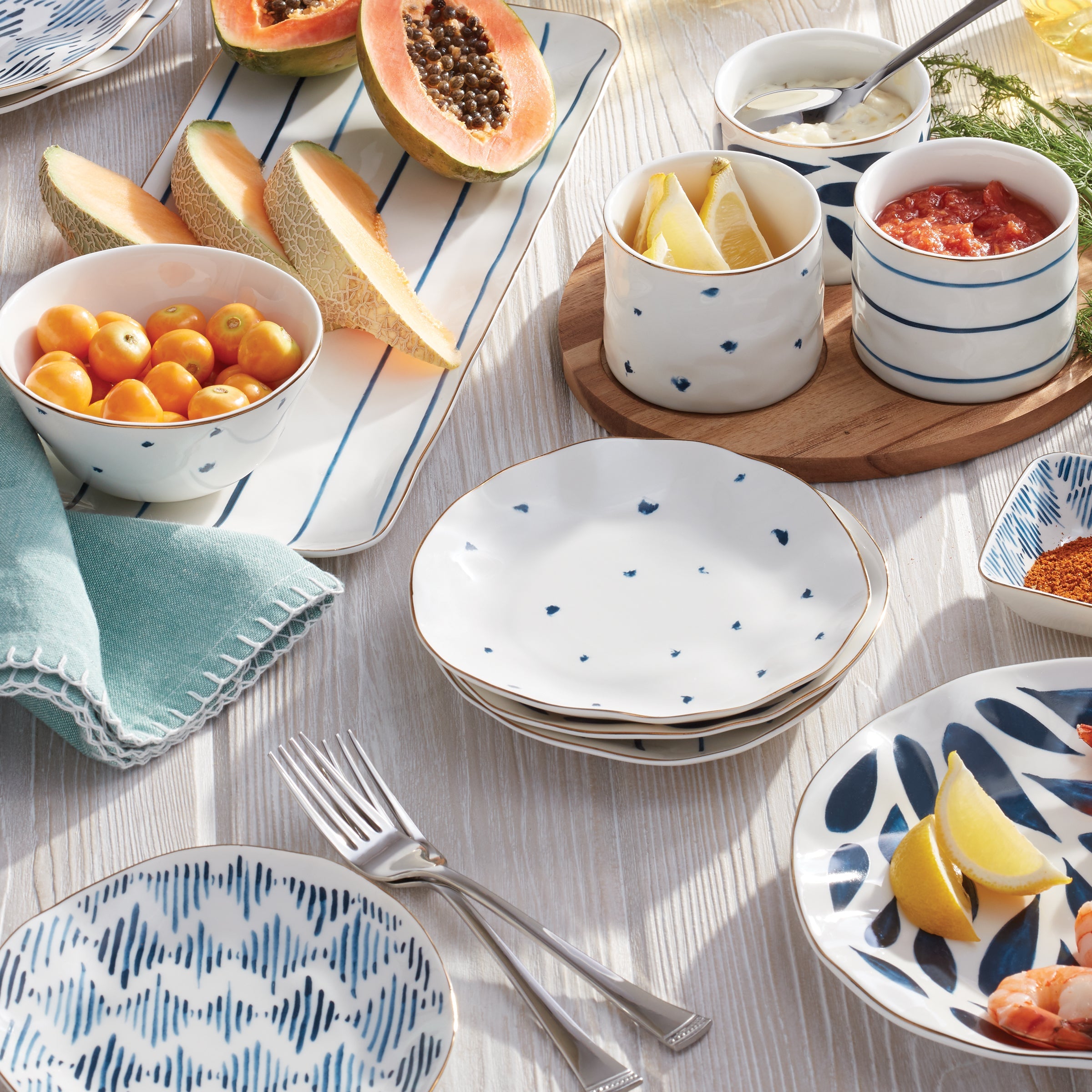 Modern Pattern Tidbit Decorative Plates, Set of 4 - Image 5