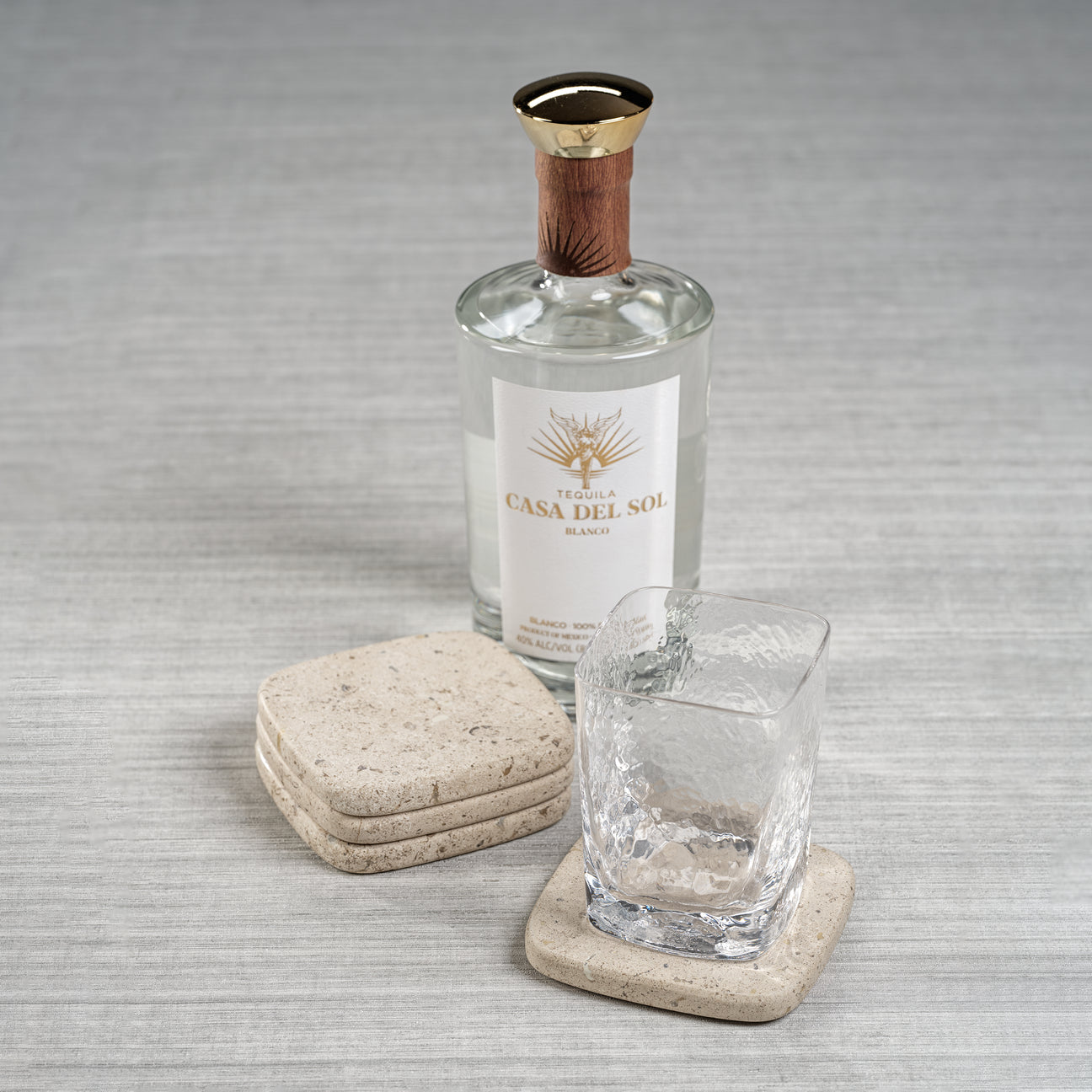Drink mats and table details for everyday dining